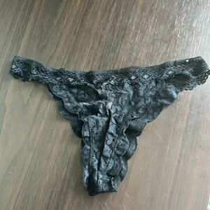 Black panties XS